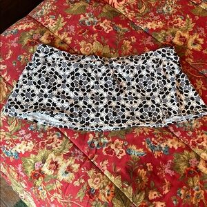 Lands' End Black and White Swim Skort